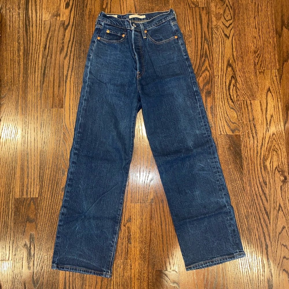 Levi's Ribcage Straight Jeans size 27 dark wash